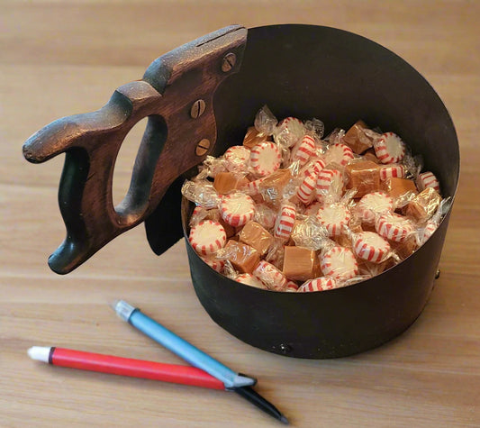 Handsaw Desktop dish