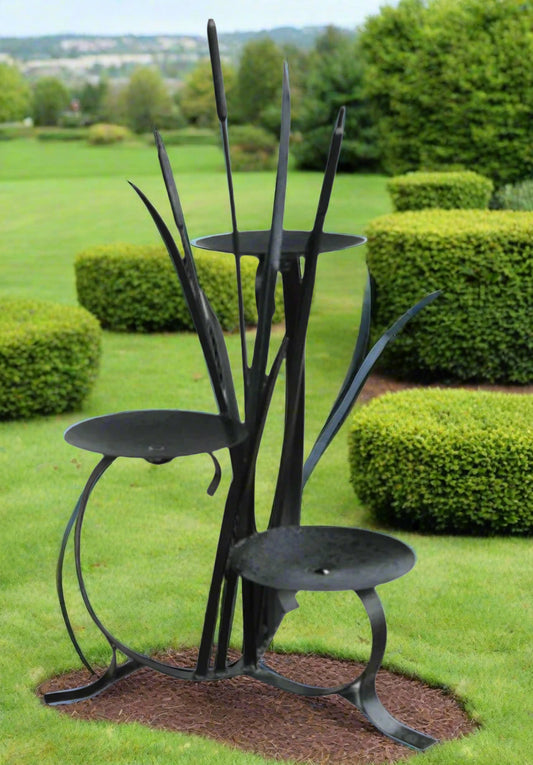 Metal Cat Tails Lawn Sculpture (large)
